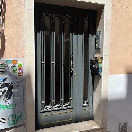 Апартаменты Piso En Valdeacederas Мадрид Экстерьер фото