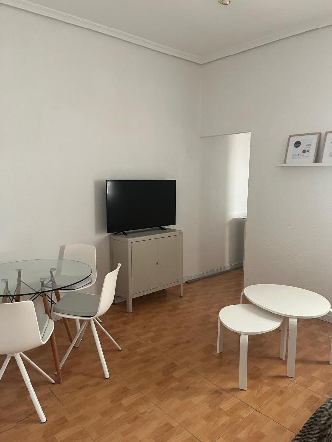 Апартаменты Piso En Valdeacederas Мадрид Экстерьер фото