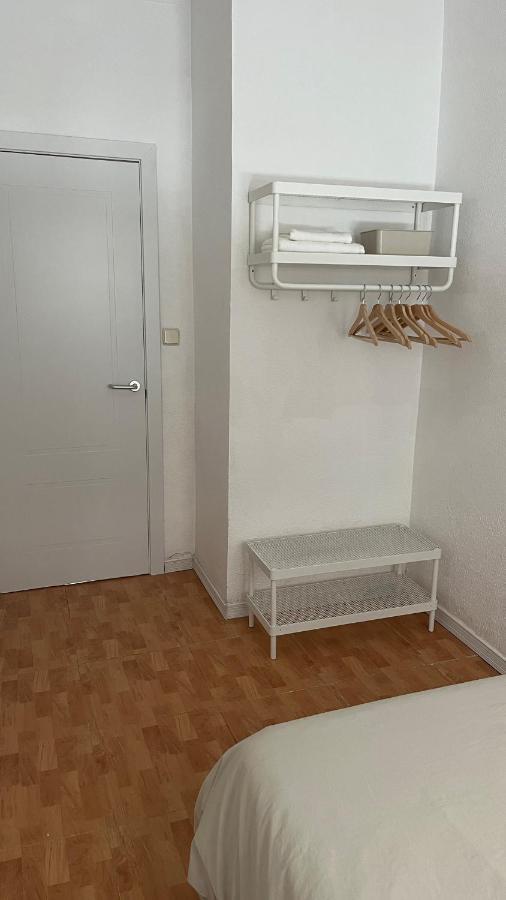 Апартаменты Piso En Valdeacederas Мадрид Экстерьер фото